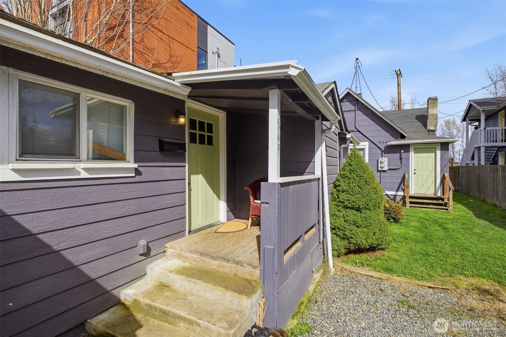 547 S Sullivan Street , Seattle, WA 98108