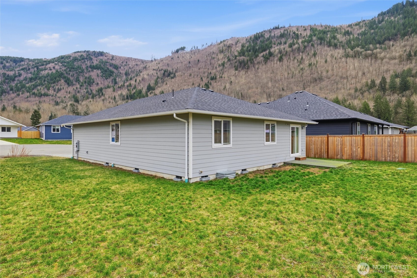 6311 Bearpaw Court , Maple Falls, WA 98266