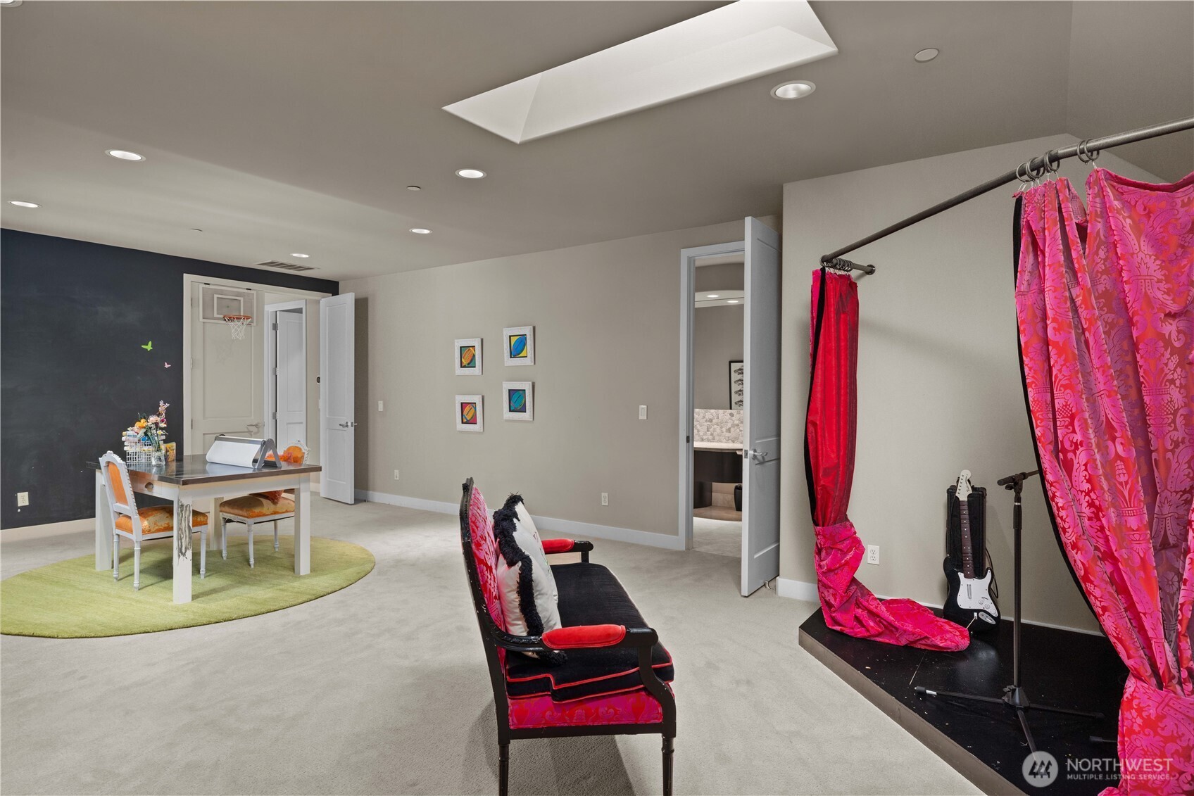 22505 NE 133rd Street , Woodinville, WA 98077