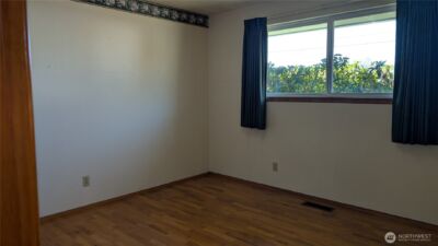 803 13th Street SW, Puyallup, WA 98371 - Photo 16