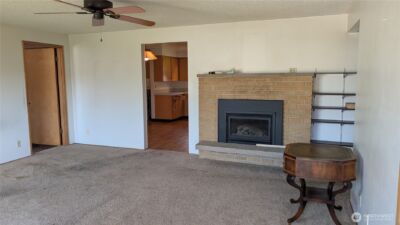 803 13th Street SW, Puyallup, WA 98371 - Photo 4