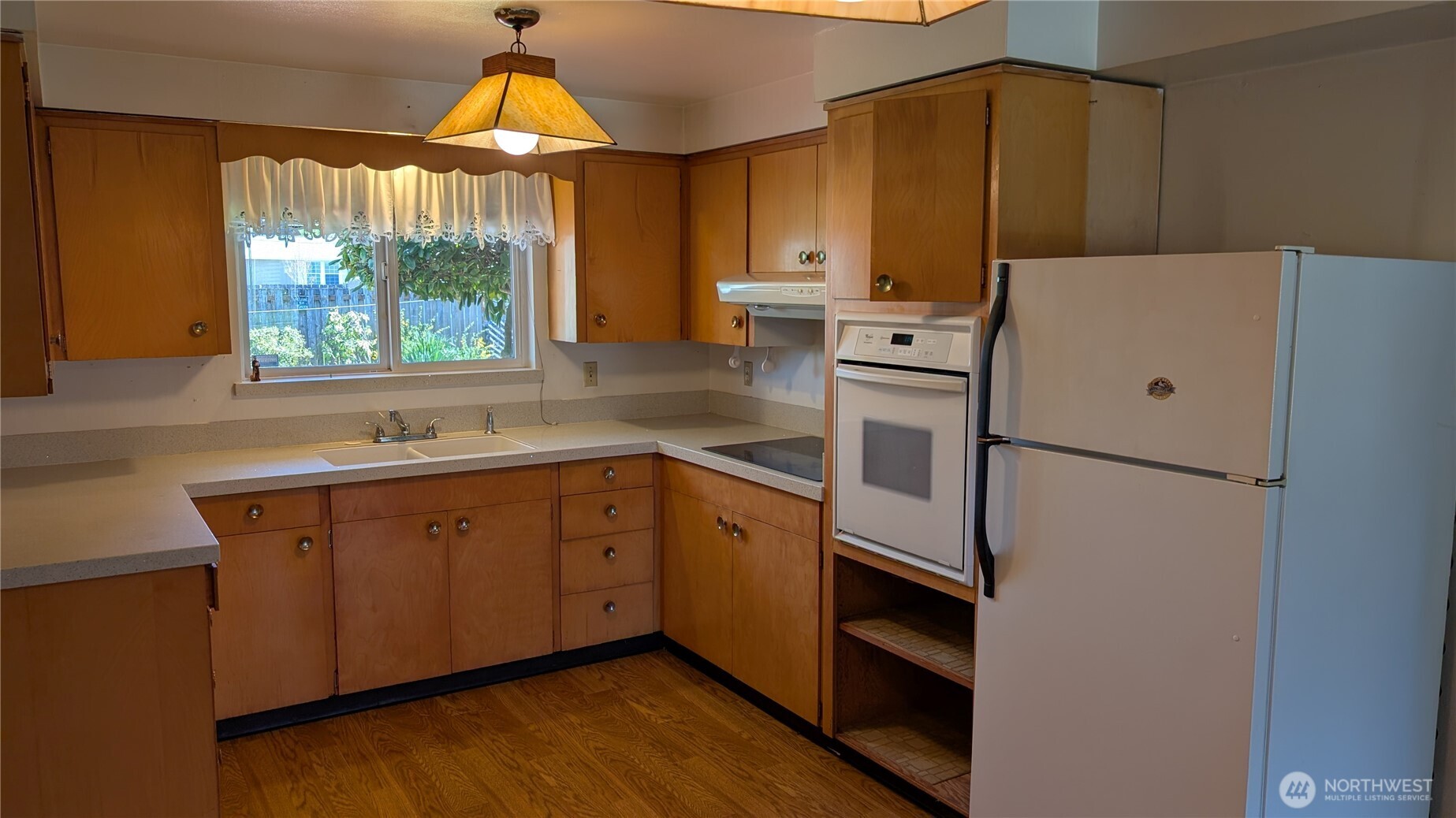 803 13th Street SW, Puyallup, WA 98371