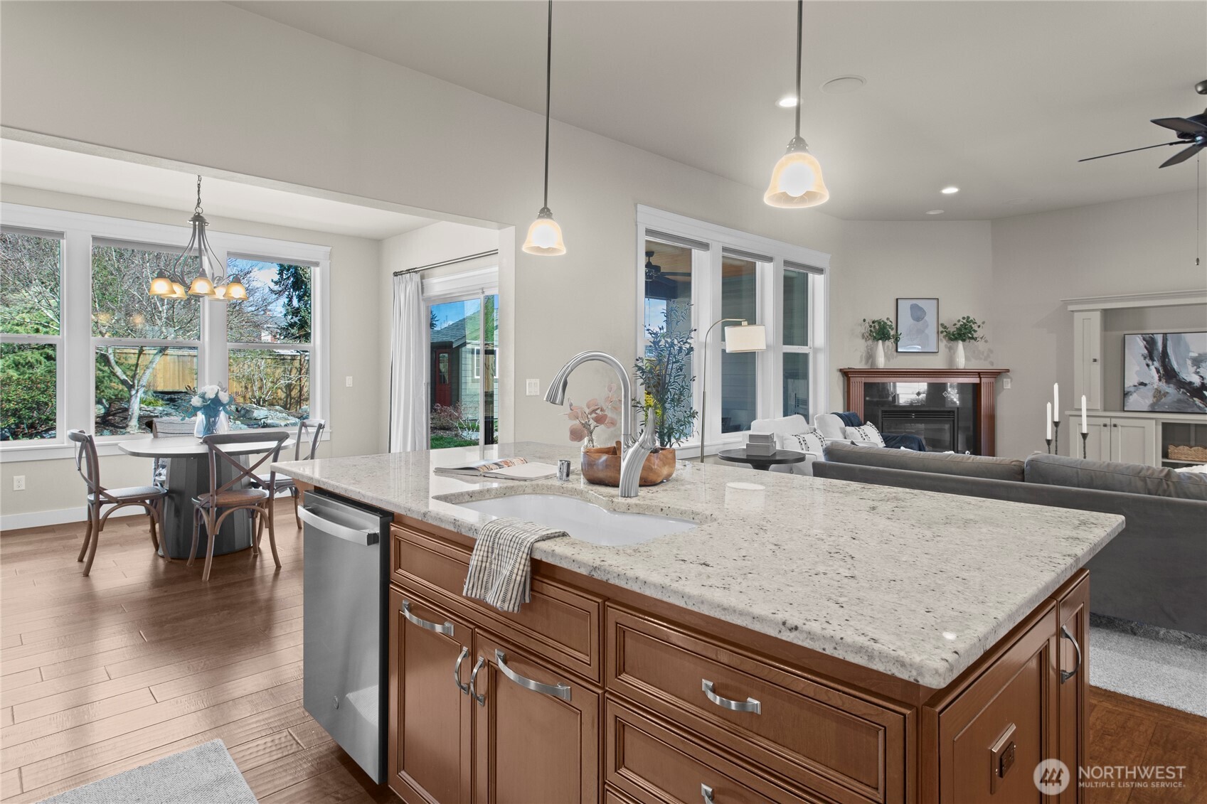 13725 111th Street Ct E, Puyallup, WA 98374