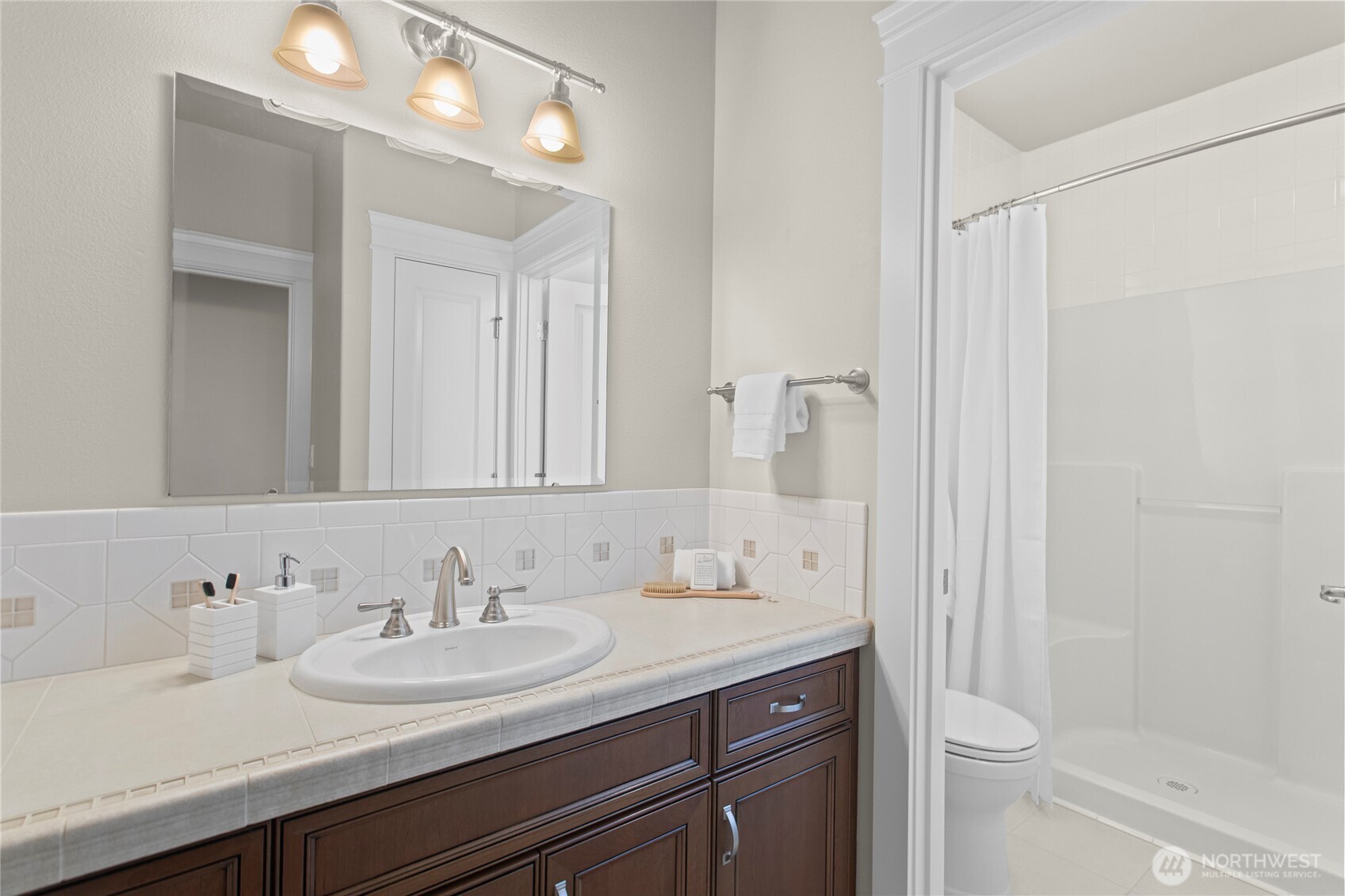 13725 111th Street Ct E, Puyallup, WA 98374