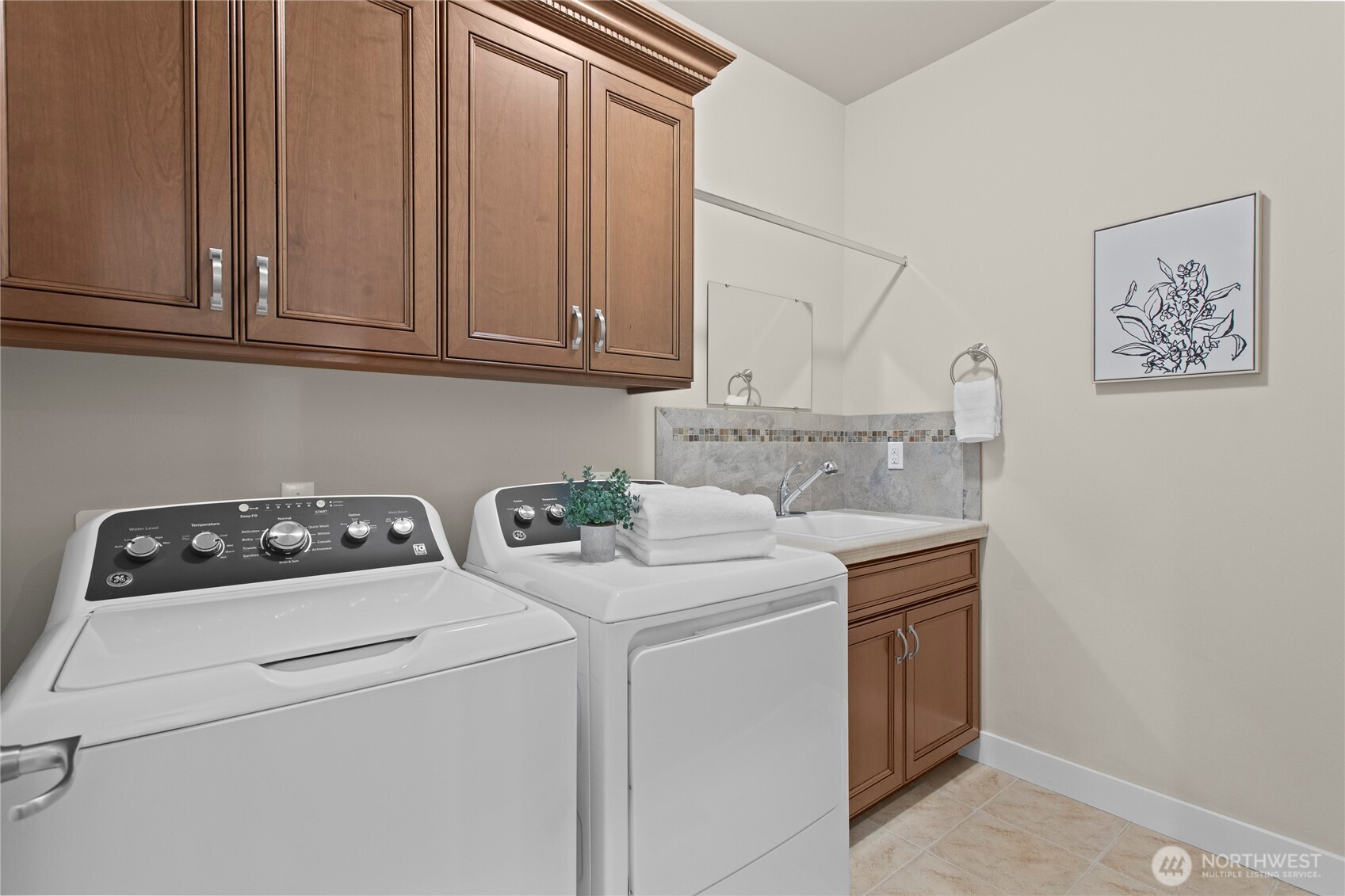 13725 111th Street Ct E, Puyallup, WA 98374