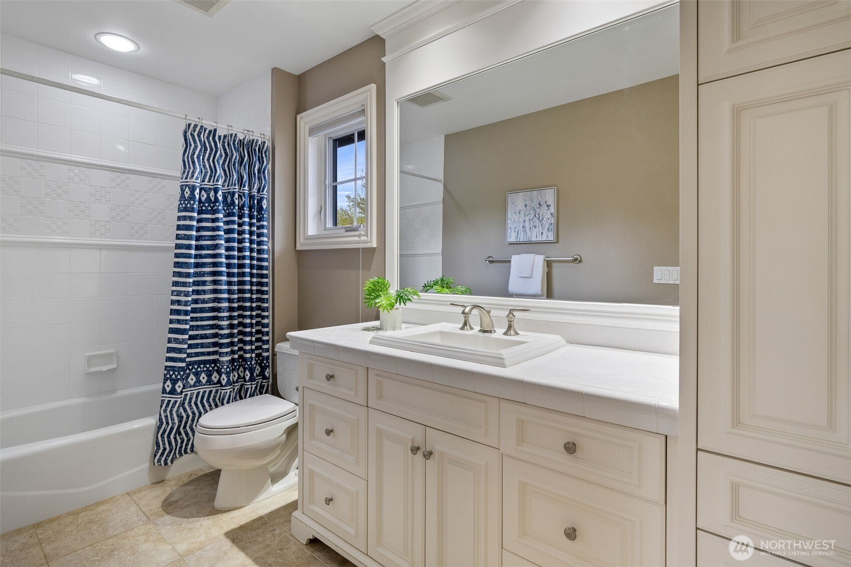 2753 204th Lane NE, Sammamish, WA 98074