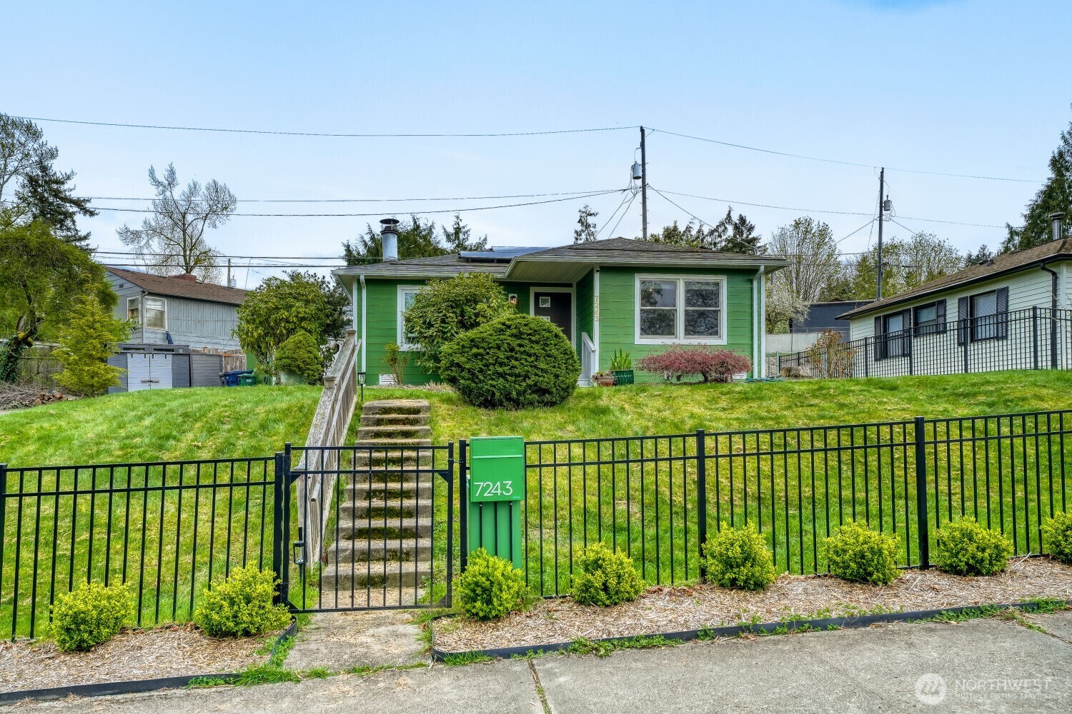 7243 S 125th Street , Seattle, WA 98178