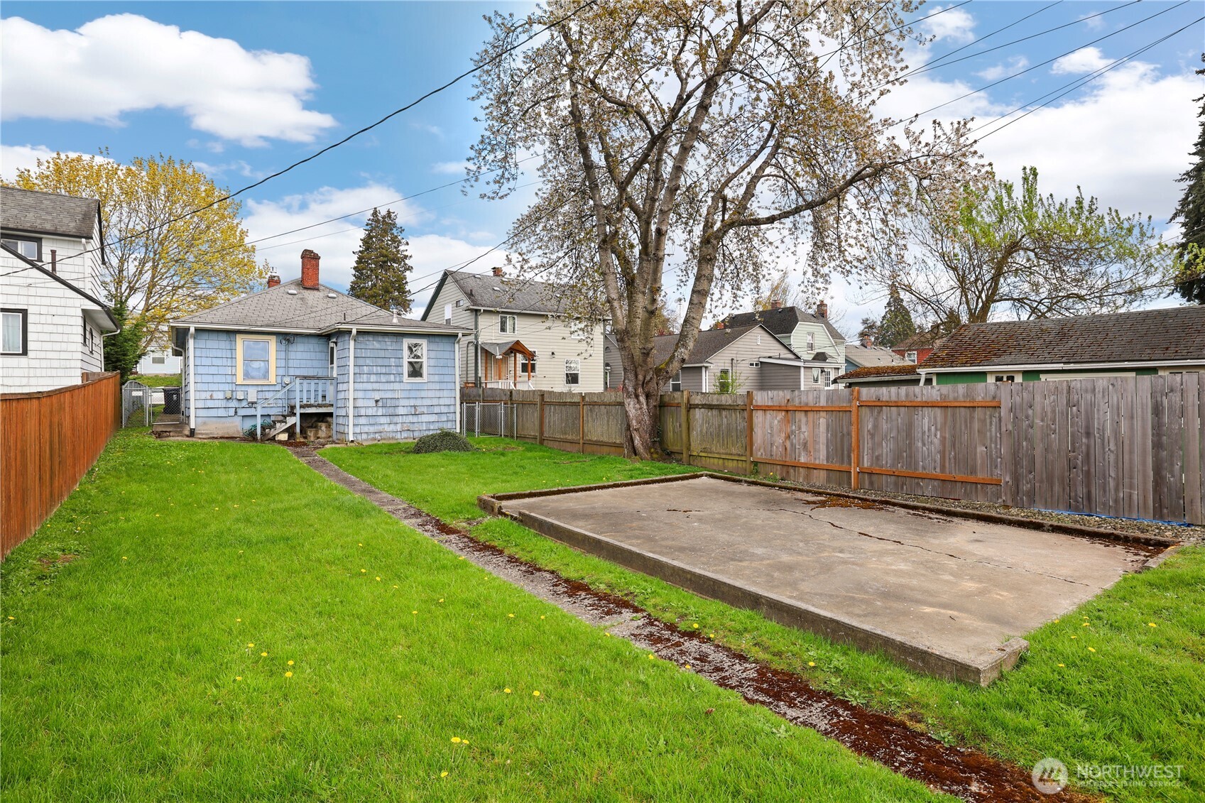 1706 S Fife Street , Tacoma, WA 98405
