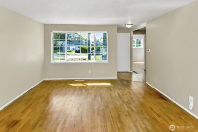 1023 115th Street S, Tacoma, WA 98444 - Photo 4
