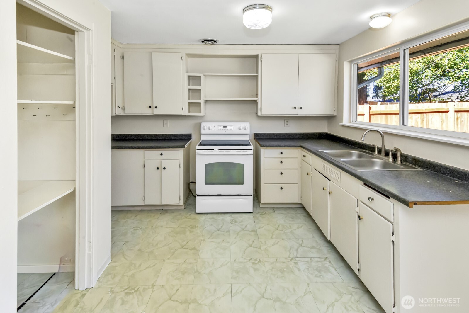 1023 115th Street S, Tacoma, WA 98444