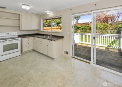 1023 115th Street S, Tacoma, WA 98444 - Photo 6