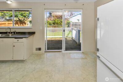 1023 115th Street S, Tacoma, WA 98444 - Photo 7