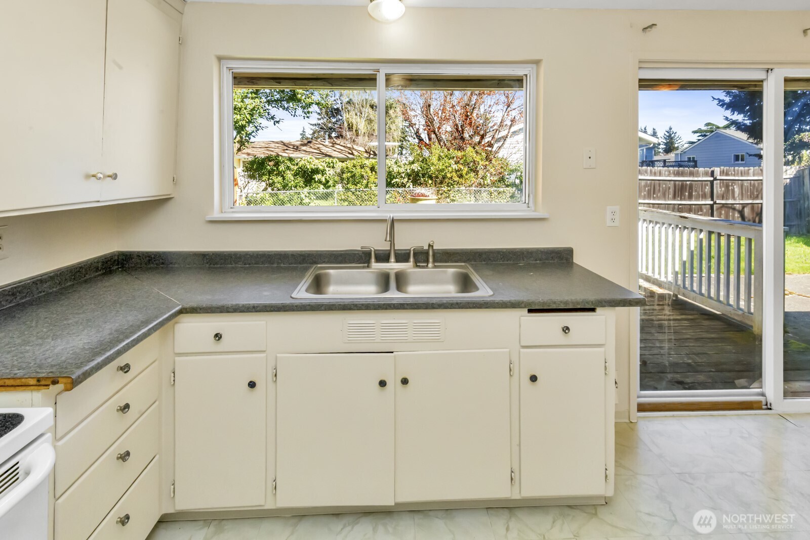 1023 115th Street S, Tacoma, WA 98444