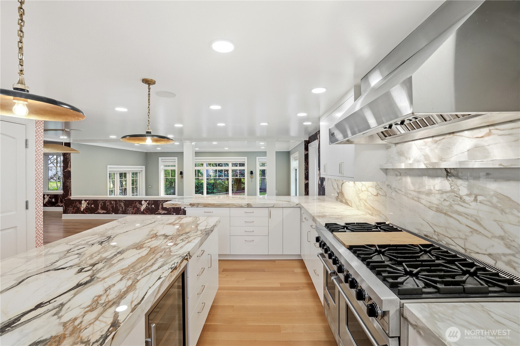 37 Tatoosh Ky , Bellevue, WA 98006