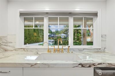 37 Tatoosh Ky , Bellevue, WA 98006 - Photo 12