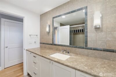37 Tatoosh Ky , Bellevue, WA 98006 - Photo 26