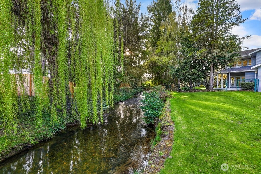 37 Tatoosh Ky , Bellevue, WA 98006