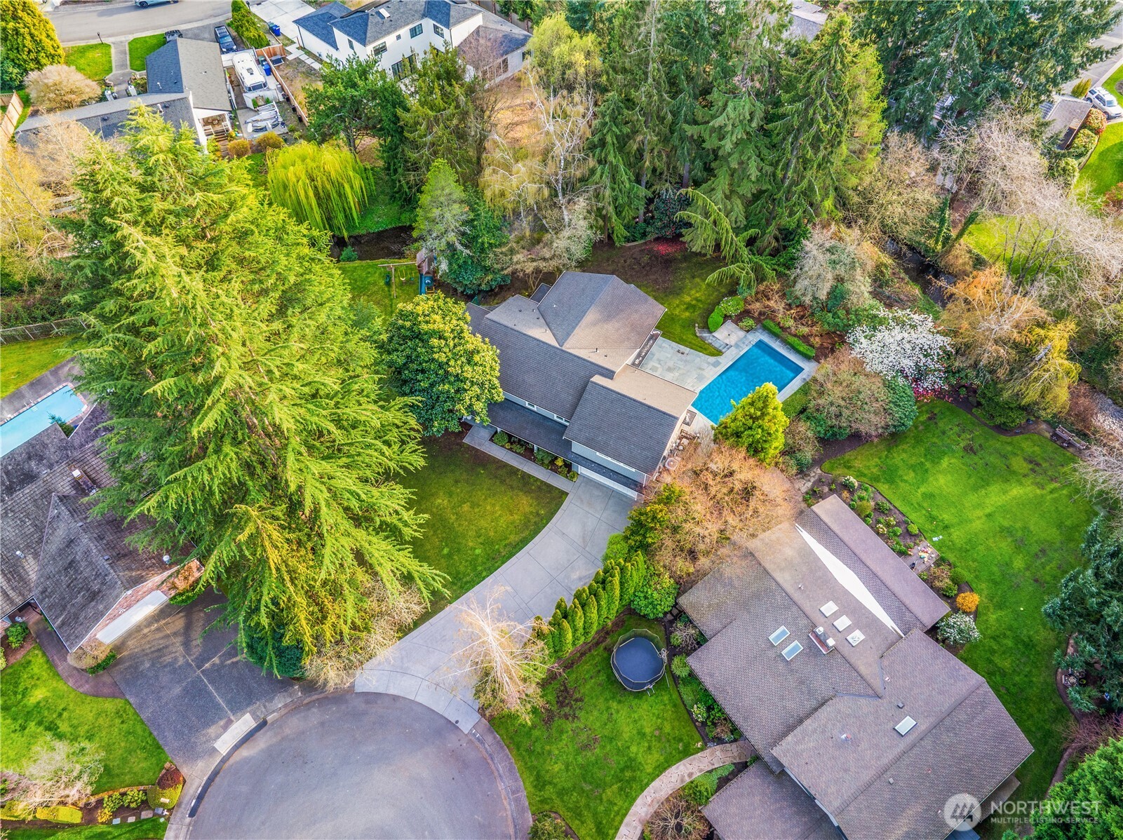 37 Tatoosh Ky , Bellevue, WA 98006