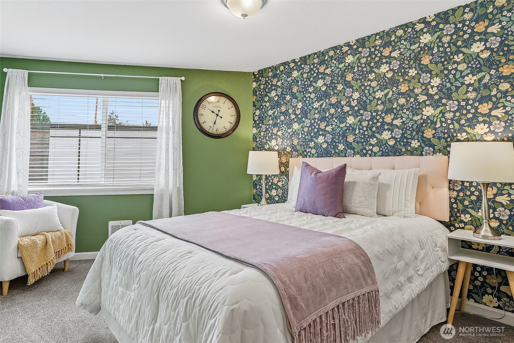 3045 20th Avenue W #409, Seattle, WA 98199