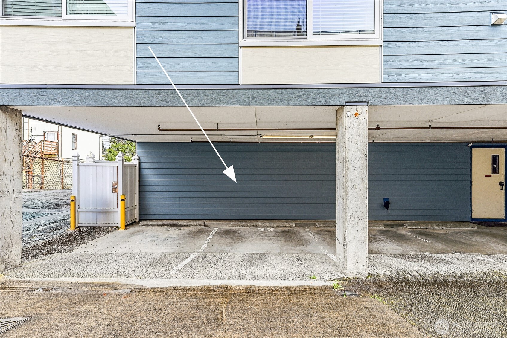 3045 20th Avenue W #409, Seattle, WA 98199