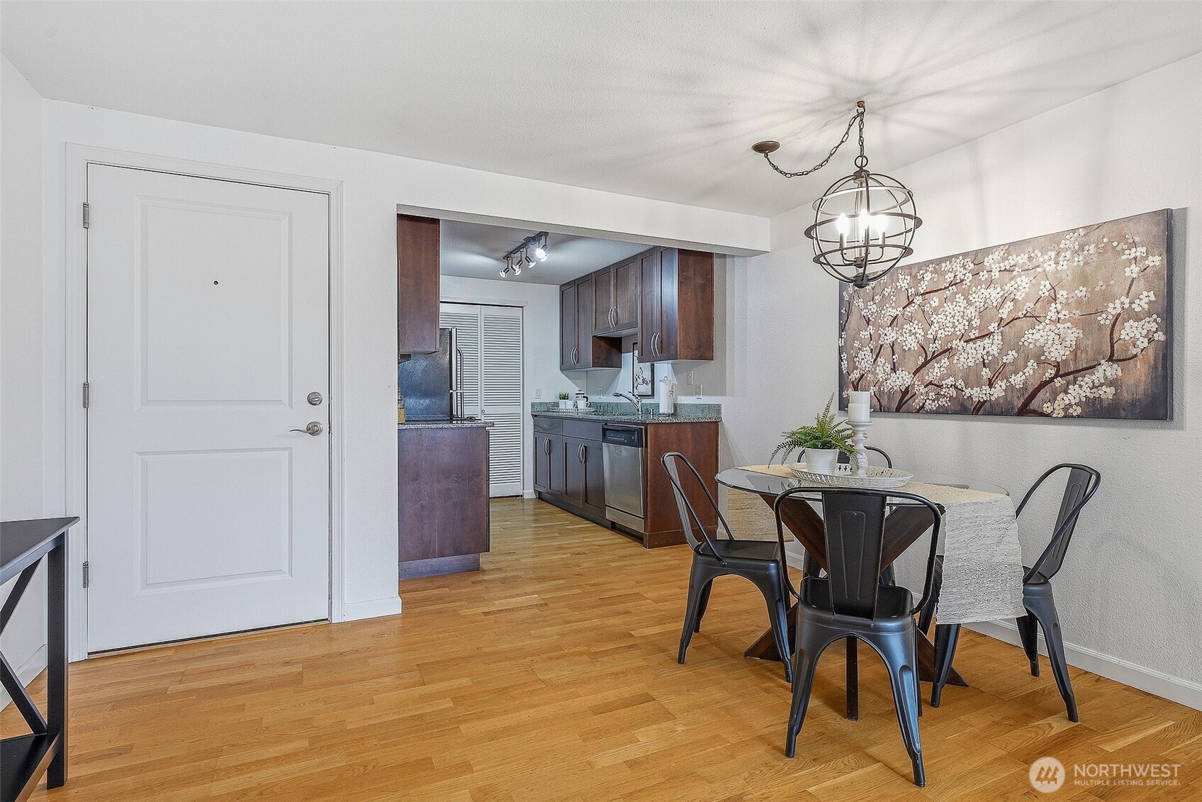3045 20th Avenue W #409, Seattle, WA 98199