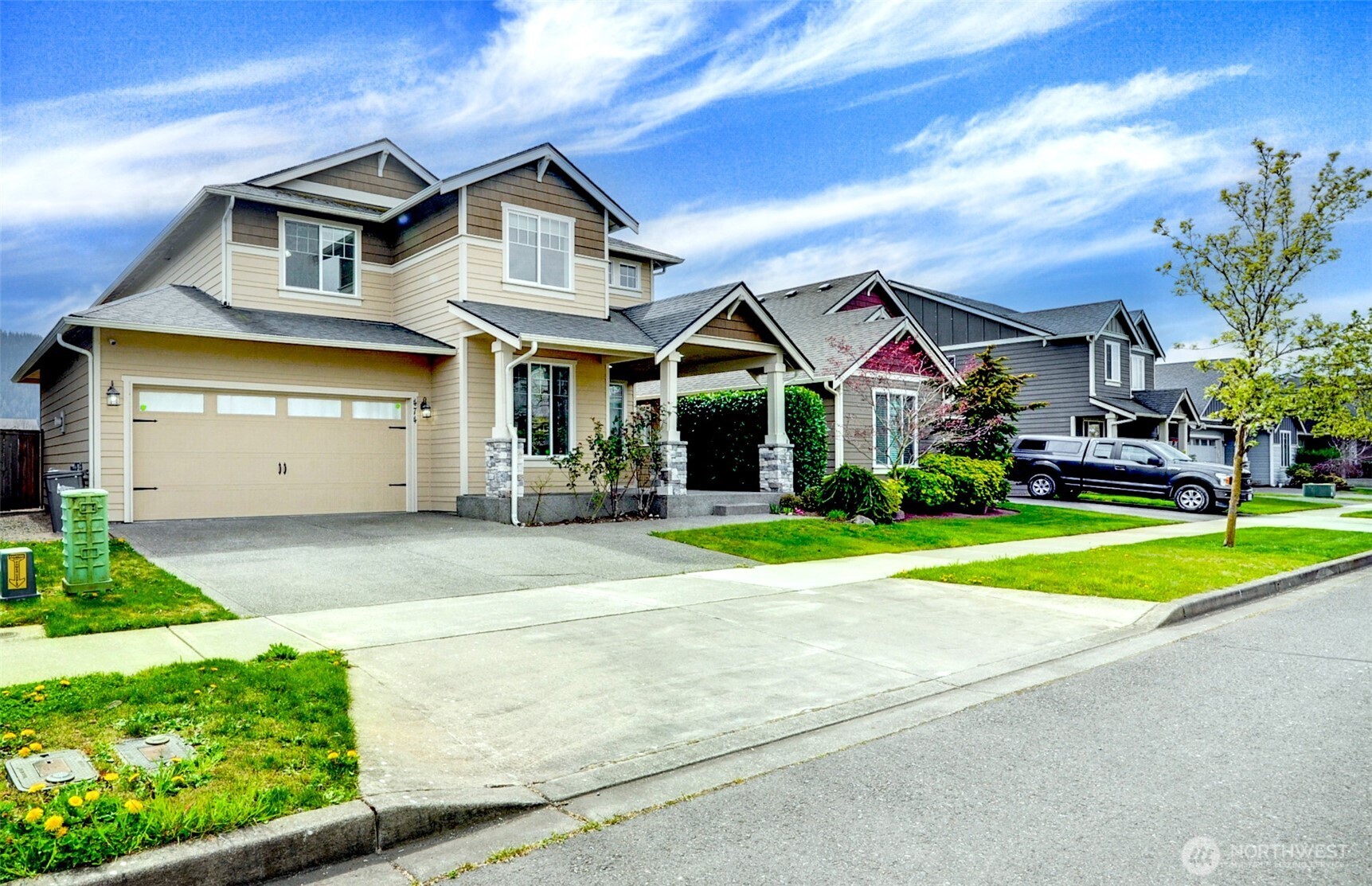 474 Sigrist Drive E, Enumclaw, WA 98022-9998