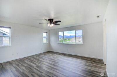 474 Sigrist Drive E, Enumclaw, WA 98022-9998 - Photo 22