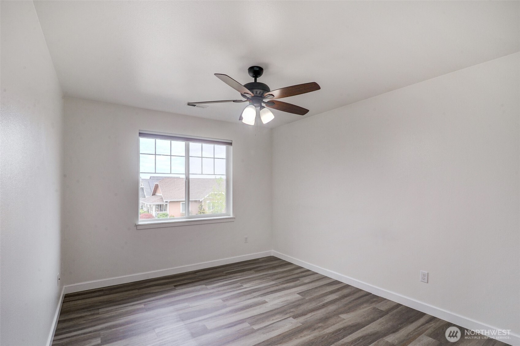 474 Sigrist Drive E, Enumclaw, WA 98022-9998