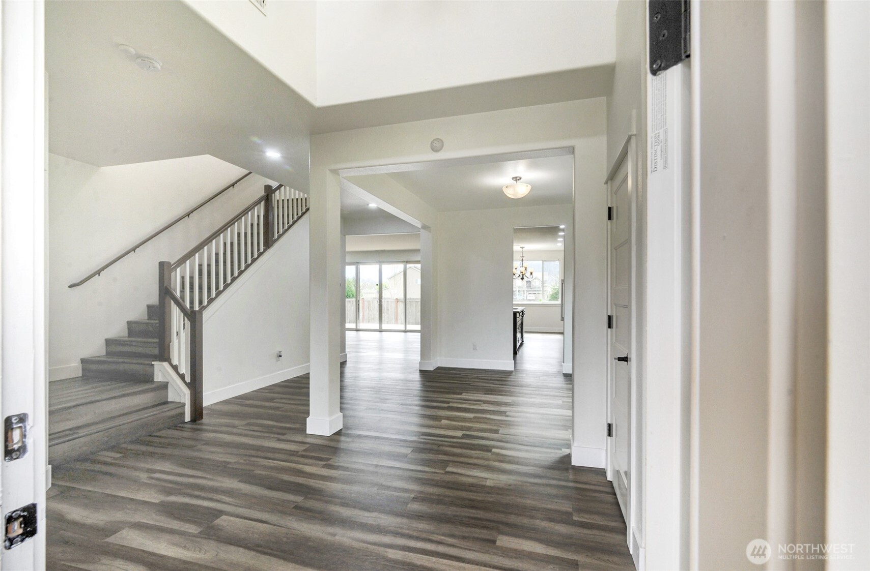 474 Sigrist Drive E, Enumclaw, WA 98022-9998