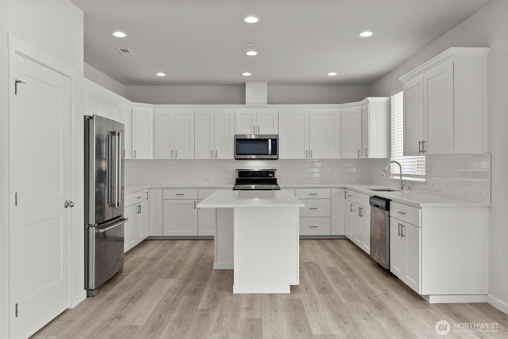 9116 Carlos Way NE, Lacey, WA 98516