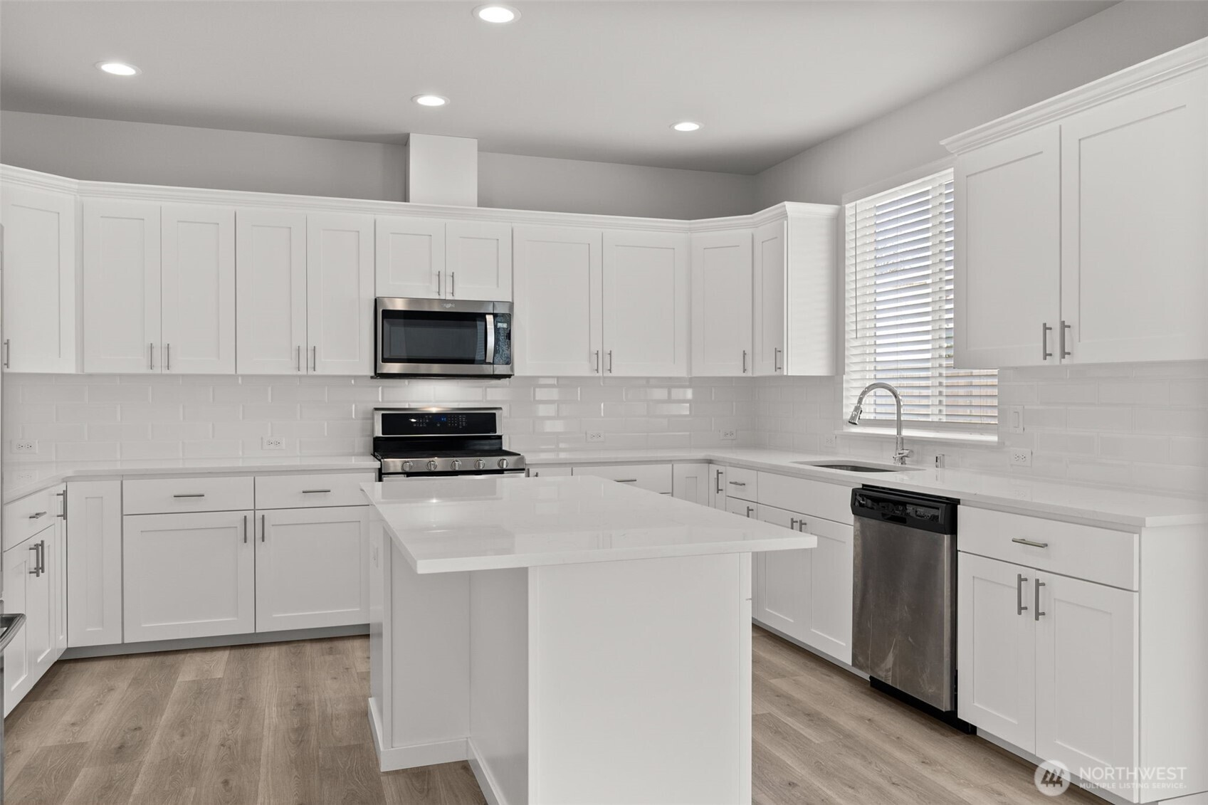 9116 Carlos Way NE, Lacey, WA 98516