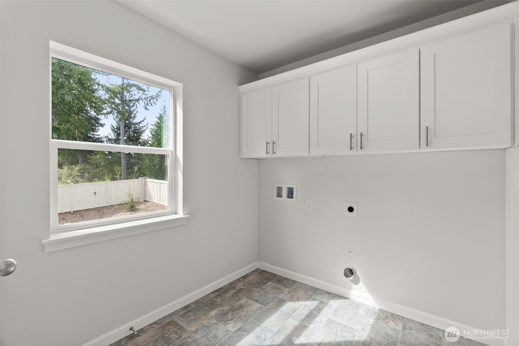 9116 Carlos Way NE, Lacey, WA 98516