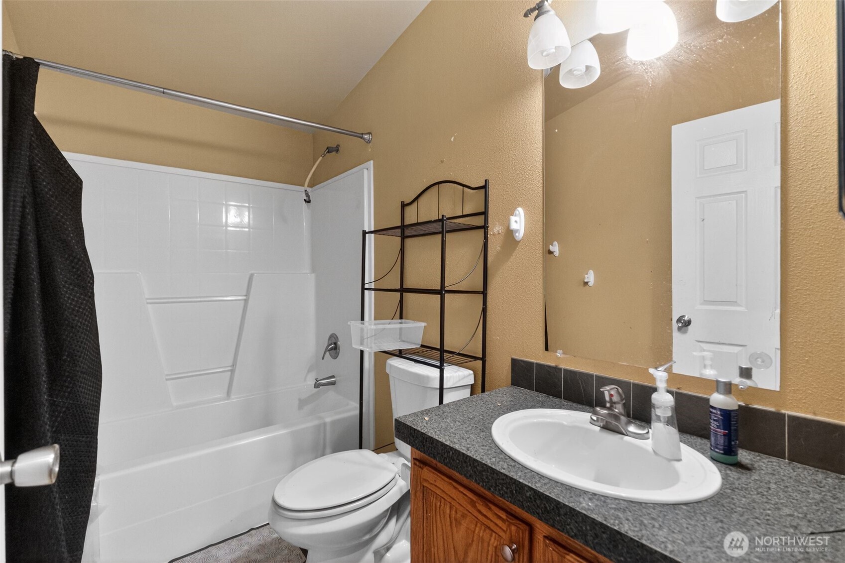 1419 S I Street , Port Angeles, WA 98363