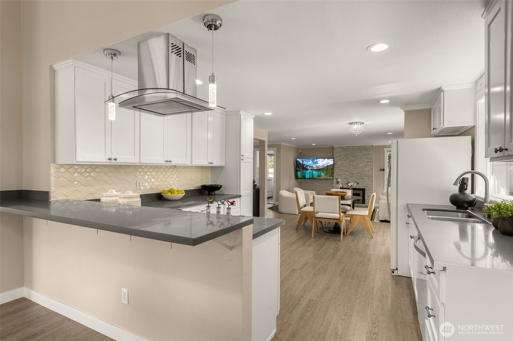 14325 SE 63rd Street , Bellevue, WA 98006