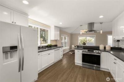 14325 SE 63rd Street , Bellevue, WA 98006 - Photo 12