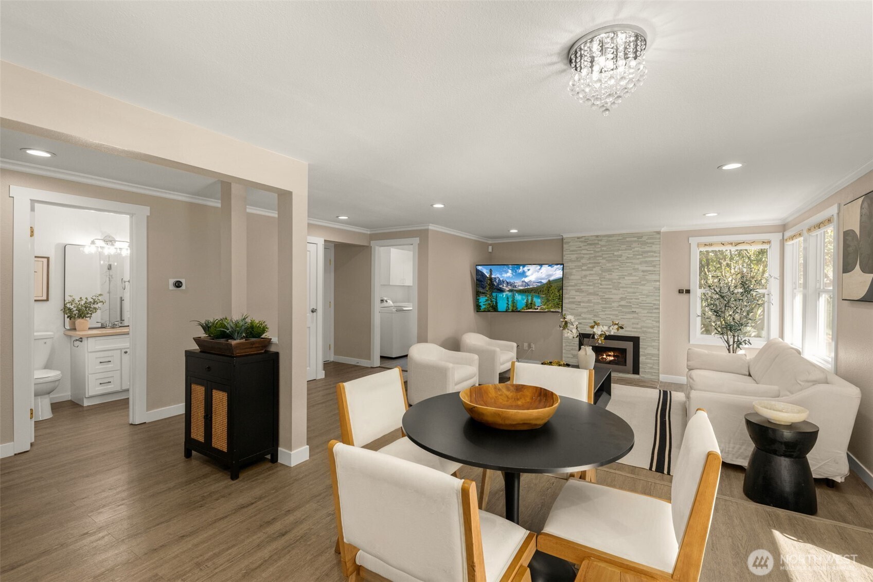 14325 SE 63rd Street , Bellevue, WA 98006