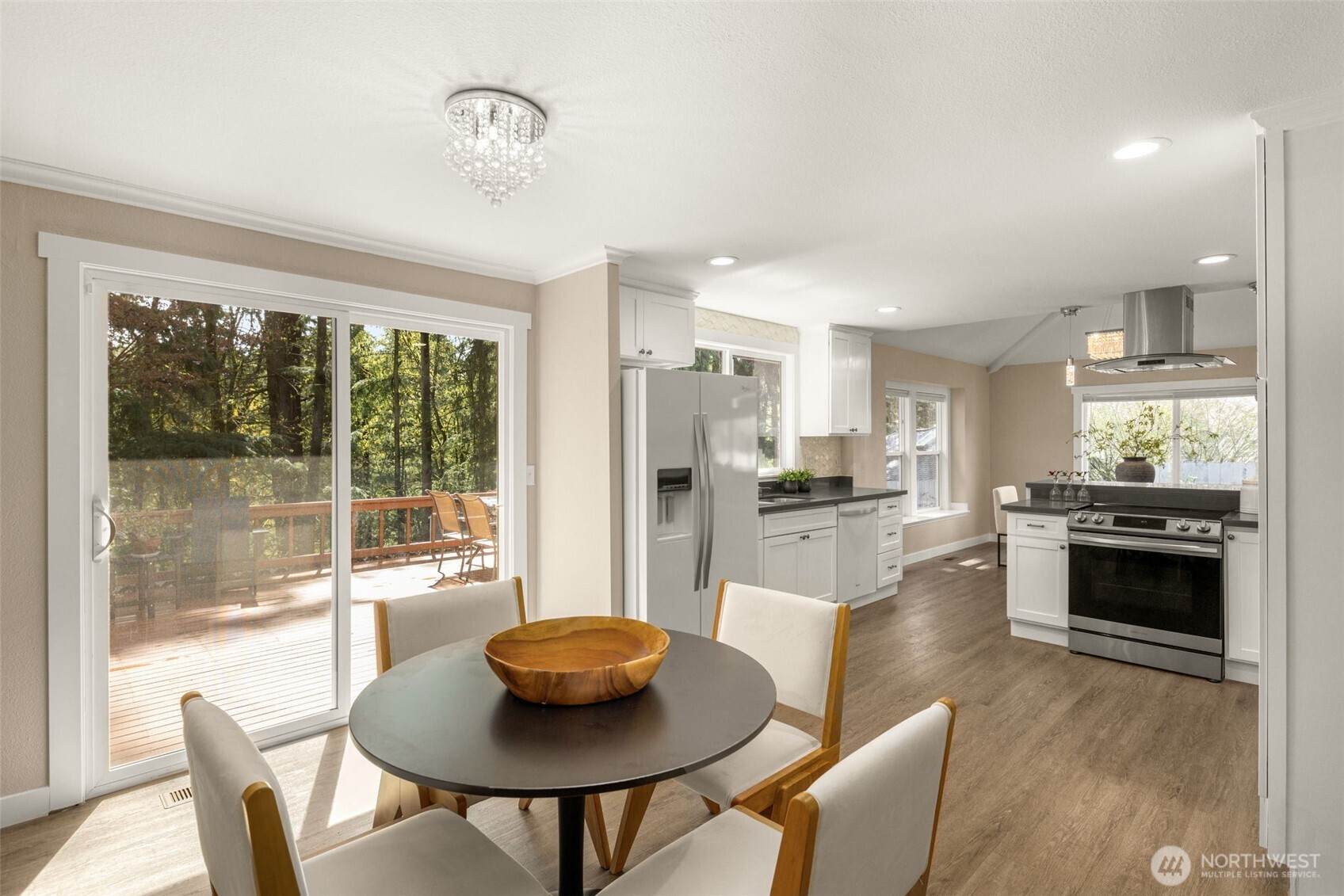 14325 SE 63rd Street , Bellevue, WA 98006