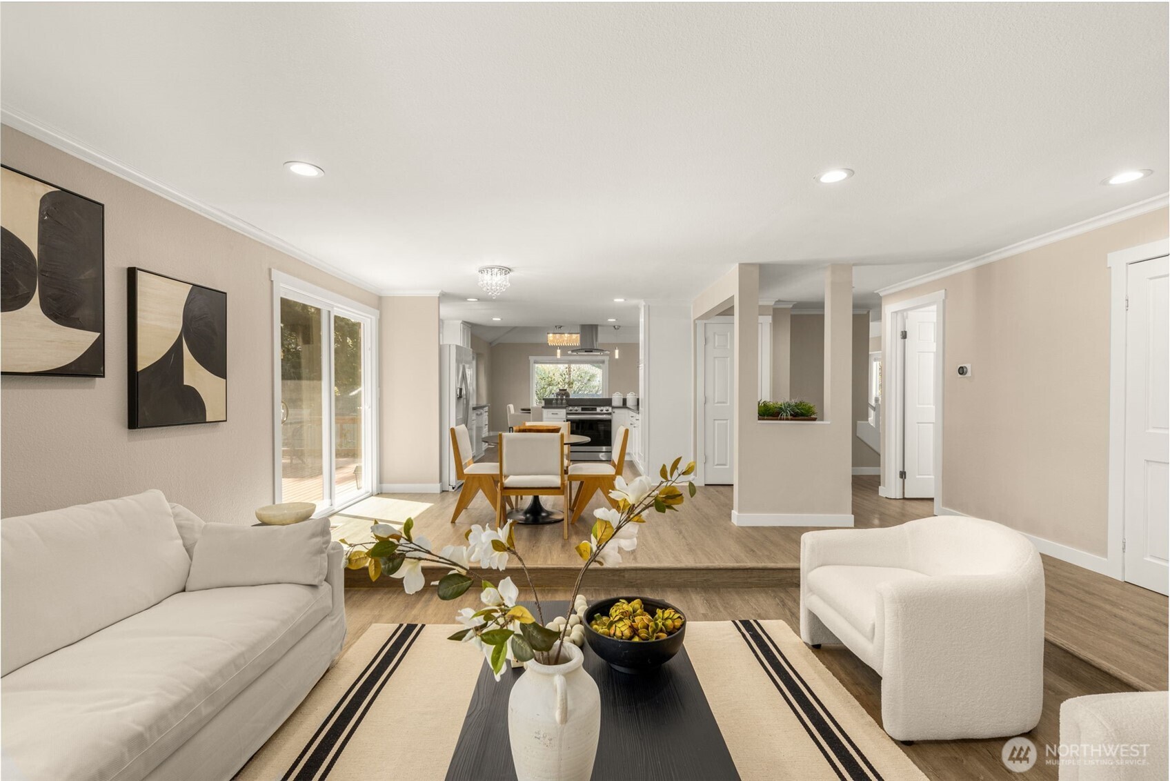 14325 SE 63rd Street , Bellevue, WA 98006