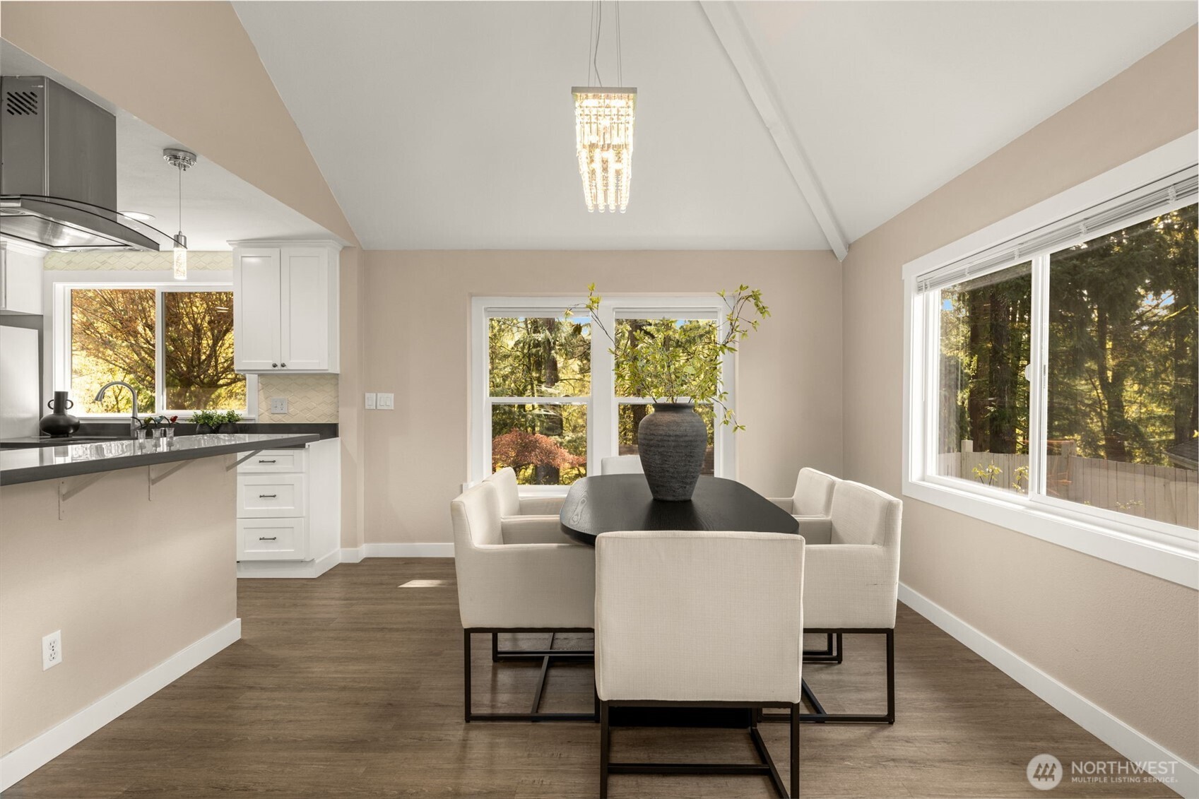 14325 SE 63rd Street , Bellevue, WA 98006