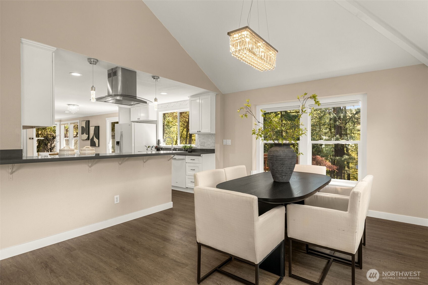 14325 SE 63rd Street , Bellevue, WA 98006