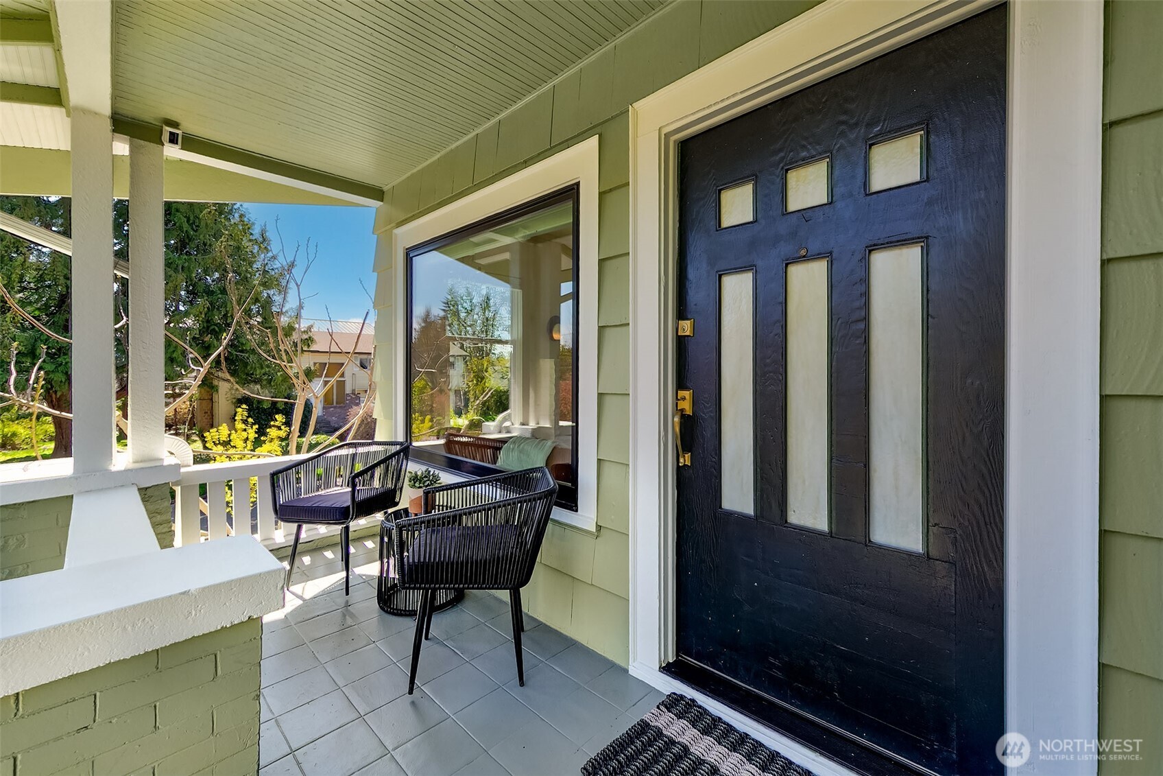 4203 Corliss Avenue N, Seattle, WA 98103