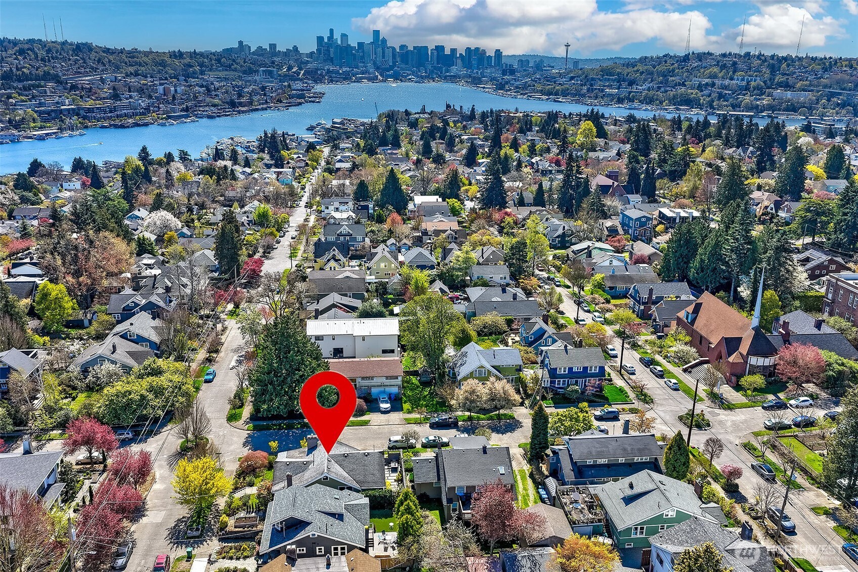 4203 Corliss Avenue N, Seattle, WA 98103
