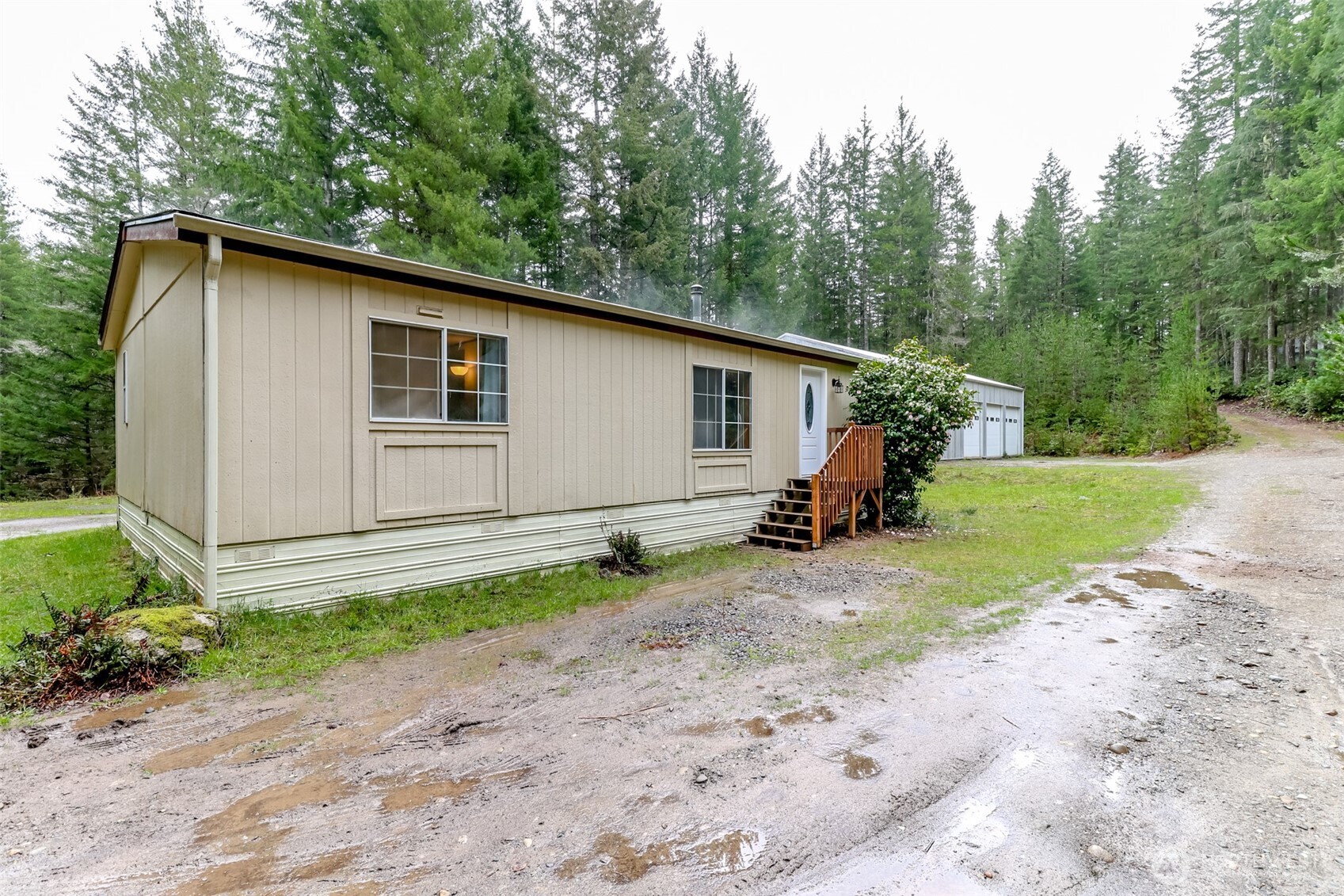 1831 NE Blacksmith Drive , Belfair, WA 98528