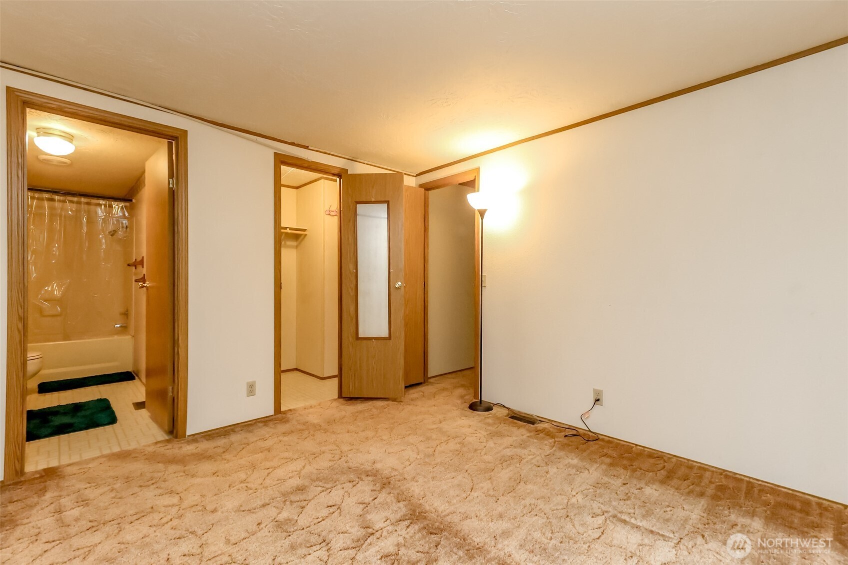 1831 NE Blacksmith Drive , Belfair, WA 98528