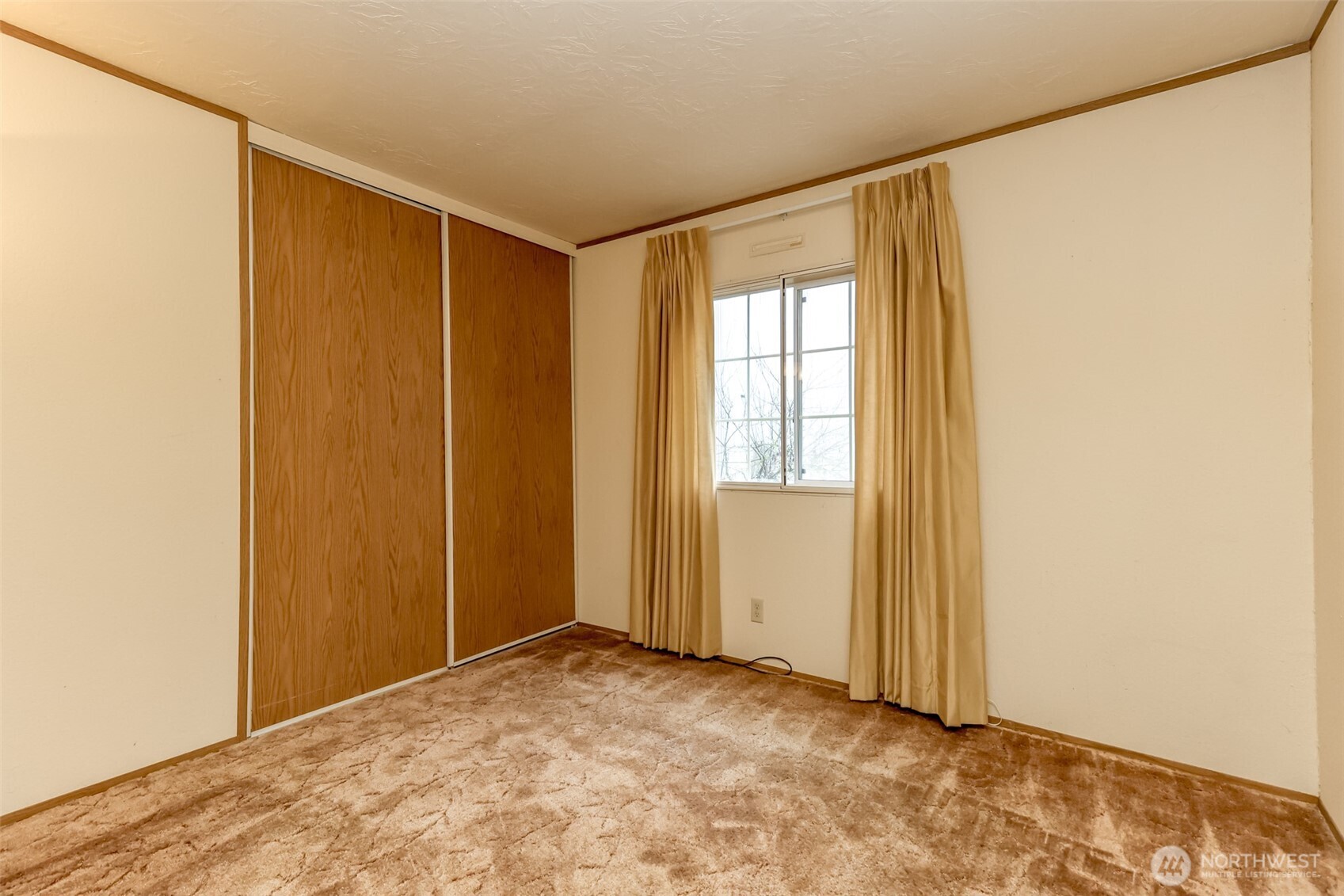 1831 NE Blacksmith Drive , Belfair, WA 98528