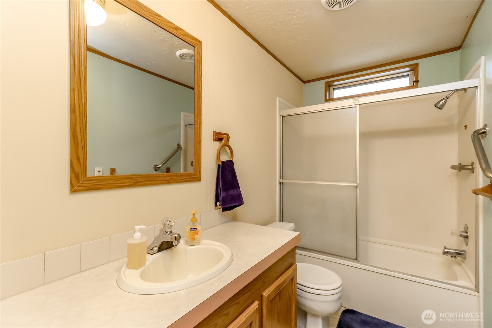 1831 NE Blacksmith Drive , Belfair, WA 98528