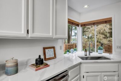 3911 240th Place SE, Sammamish, WA 98029 - Photo 12