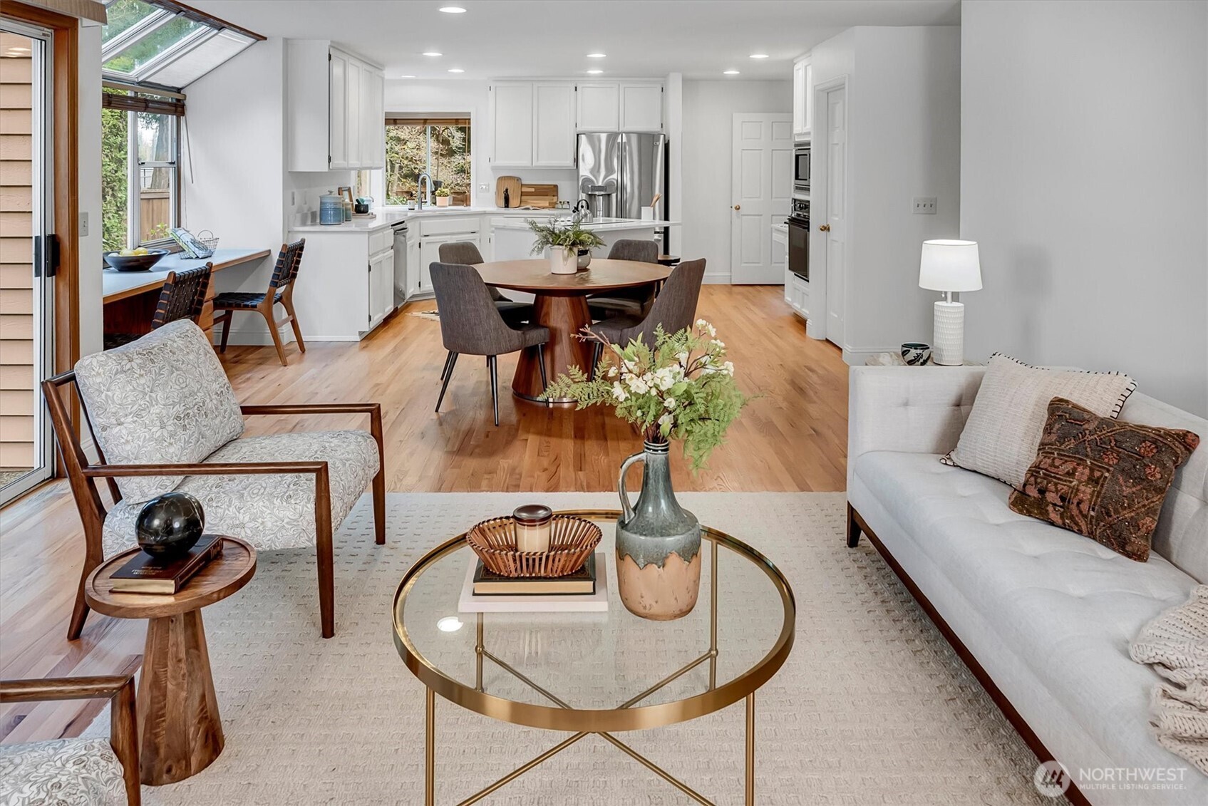 3911 240th Place SE, Sammamish, WA 98029