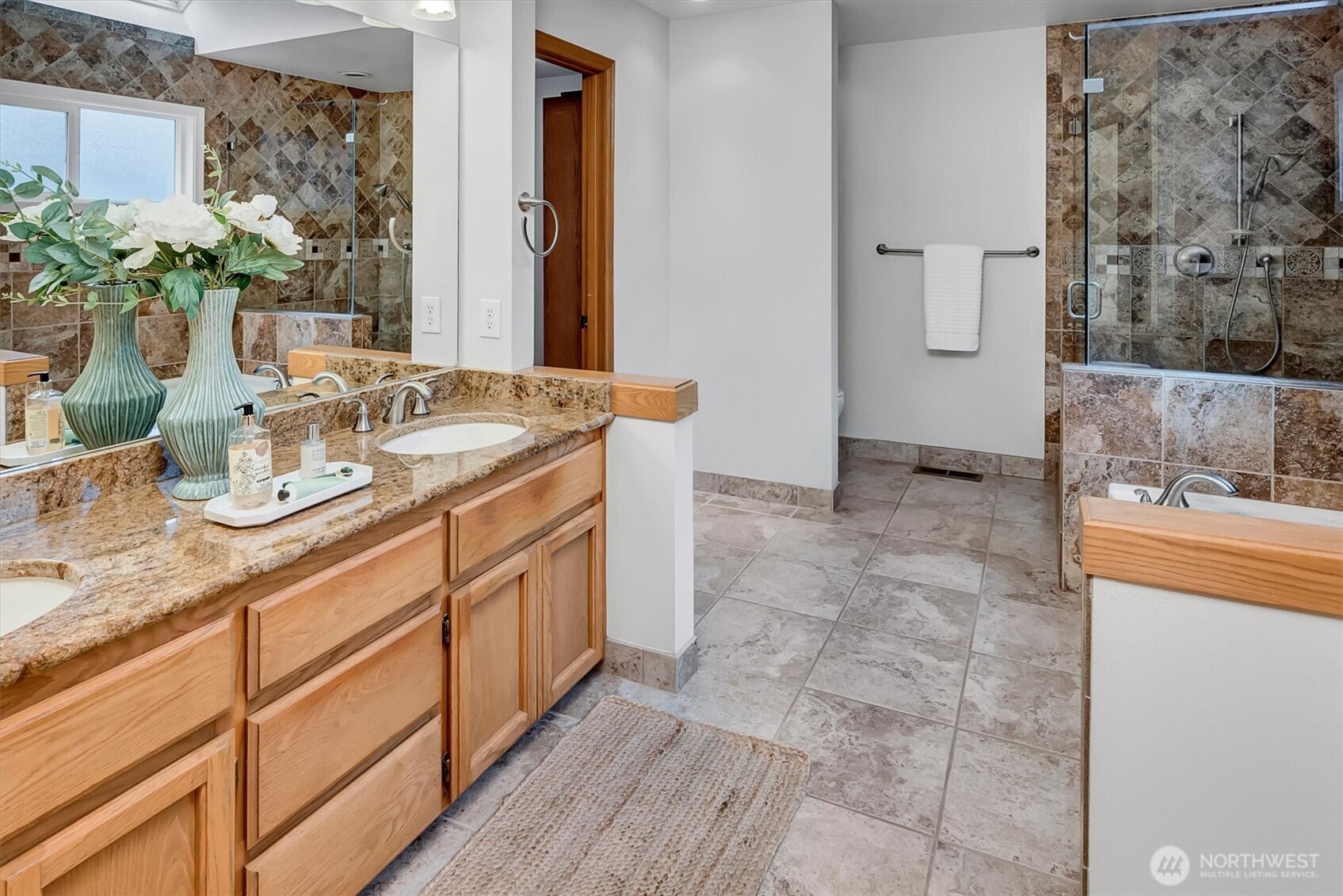 3911 240th Place SE, Sammamish, WA 98029