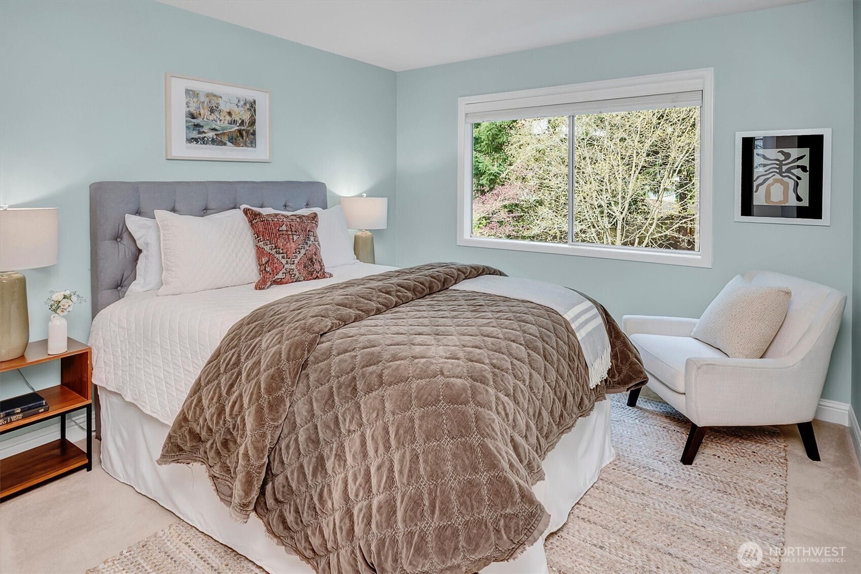 3911 240th Place SE, Sammamish, WA 98029